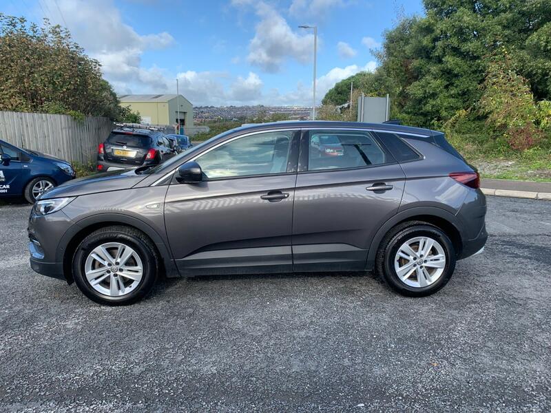 VAUXHALL GRANDLAND X