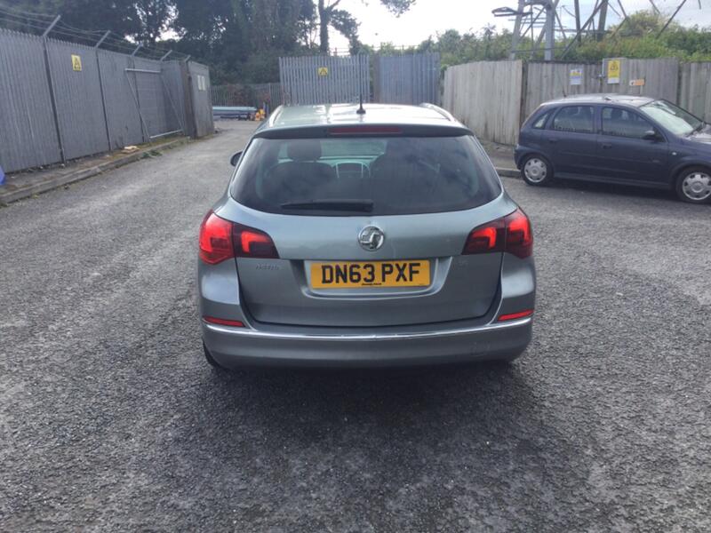 VAUXHALL ASTRA