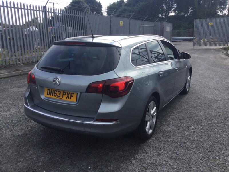 VAUXHALL ASTRA
